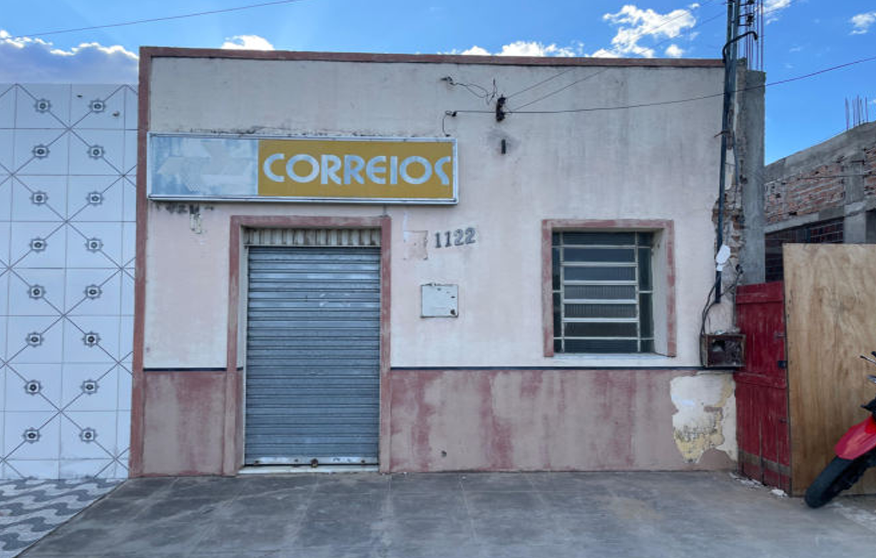 Prédio Comercial com 60,14 m² - Centro