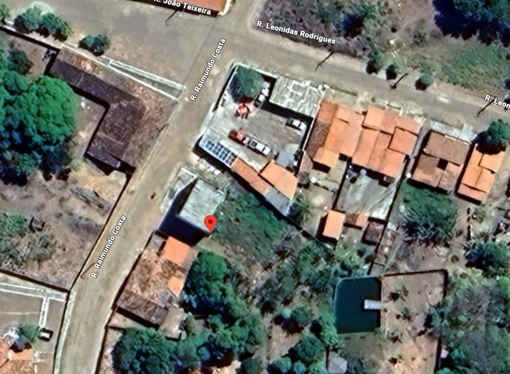 Terreno com 823,30 m² - Centro Histórico
